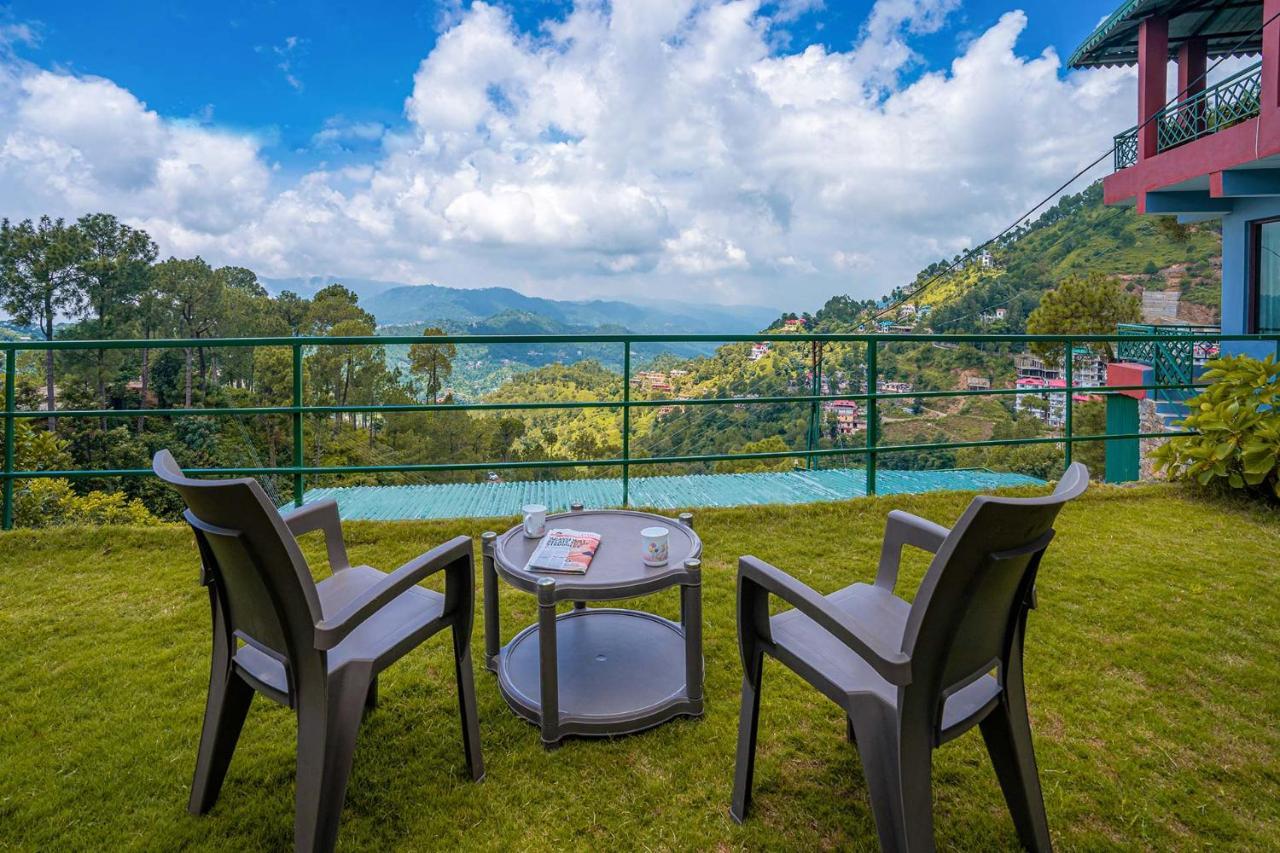 Stayvista At Cecil Cottages With Barbeque, Hill View Kasauli Buitenkant foto