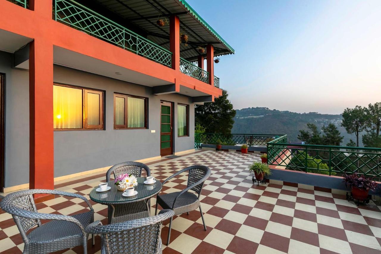 Stayvista At Cecil Cottages With Barbeque, Hill View Kasauli Buitenkant foto