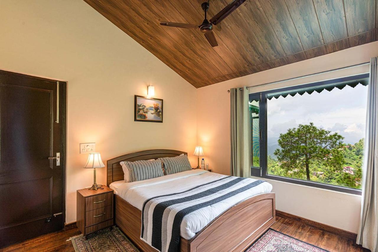 Stayvista At Cecil Cottages With Barbeque, Hill View Kasauli Buitenkant foto